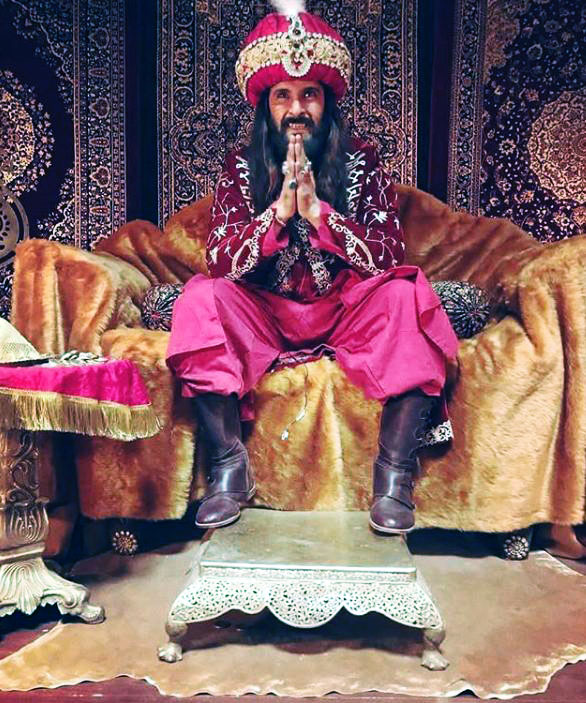 Ravi Dubey as Alauddin Khilji in Sabse Smart Kaun. Pic 2. (Image courtesy - Instagram)